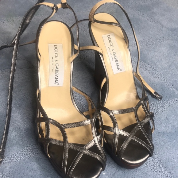 Dolce & Gabbana wrap a round metallic Wedges! - Picture 6 of 8